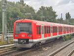BR 474 005 + BR 474 ??? S-Bahn Hamburg auf der S2 nach Aum�hle Ausfahrt HH-Bergedorf.