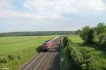 232 238 + 232 068 ziehen bei Neudes den Kesselzug vom Tanklager Marktredwitz nach Bitterfeld.