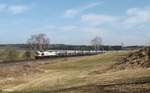 266 442-5 zieht bei Neudes den Zementzug Rüdersdorf - Regensburg Ost.