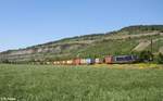 193 873-7 zieht ein Containerzug bei Thüngersheim.