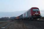 270082 mit dem Wiesau Containerzug nach Hamburg bei Habnith bei Marktleuthen.