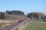 270082 zieht bei Reutlas den Containerzug Hamburg - Wiesau.