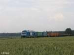 253 015 zieht ein Containerzug nach Hof bei Oberteich.