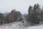 PRESS 204 010 und MTEG 204 347 ziehen zwischen Reuth bei Erbendorf und Windischeschenbach den Hauer-Kesselzug nach Weiden.