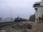 D05 zieht ein Containerzug nach Hof durch Wiesau/Oberpfalz.23.03.09