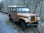 (243'632) - Alter Jeep am 8. Dezember 2022 bei Riemenstalden