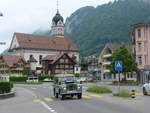 (193'123) - Land-Rover - OW 122 U - am 20. Mai 2018 in Wolfenschiessen, Hauptstrasse