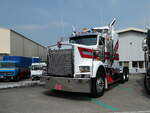 (235'396) - Kenworth - SH 52 U - am 7. Mai 2022 in Attikon, Wegmller