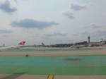 (153'425) - Auf dem Flughafen O'Hare in Chicago am 20.
