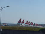 (215'913) - 23 Flugzeuge der Swiss und Edelweiss Air stehen am 6. April 2020 auf dem Flugplatz Dbendorf