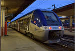 Der Triebzug Z 27887/88 im Bahnhof Belfort. M�rz 2017.