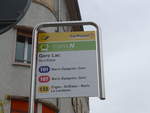 (189'995) - PostAuto/transN-Haltestelle - Saint-Blaise, Gare Lac - am 2. April 2018