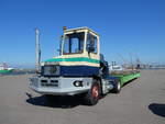 (273'574) - Terberg - T-16-BJG - am 4. April 2025 im Hafen von Lauwersoog