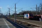 482 042-9 HSL Logistik GmbH mit leerem Holzzug in Rathenow Richtung Wustermark unterwegs.