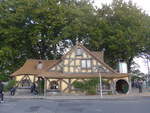 (190'801) - Tourismusbro im Stil von Hobbiton am 22.