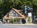(190'804) - Tourismusbro im Stil von Hobbiton am 22.