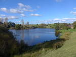 (190'962) - Hobbiton-Landschaft mit See am 22.