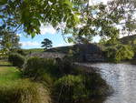 (190'971) - Hobbiton-Landschaft mit Brcke und See am 22.