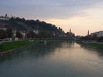 (197'397) - Die Salzach mit Brcke am 13.