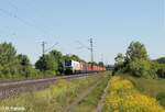 159 214-6 zieht ein Containerzug bei Thüngersheim.