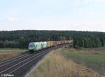 ER20-01 und ER20-02 ziehen den Wiesau Containerzug nach Hof bei Neudes.