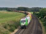 ER20-02 mit dem Wiesauer Kistenzug nach Hamburg bei Oberteich.