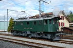 (280'945) - EBT-Lokomotive - Nr. 102 - am 4. Oktober 2025 im Bahnhof Huttwil