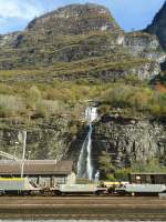 (147'869) - Wasserfall bei Biasca am 6.