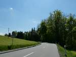 (235'035) - Ortsende von Uitikon am 2.