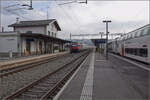 IR nach Brig mit Re 460 034 in Aigle.