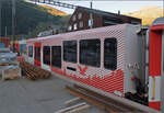 Zweitklass-Niederflurwagen der MGB, der zur Bildung barrierefreier Züge im Jahr 2013 von Stadler nachbeschafft wurde. Andermatt, August 2025.
