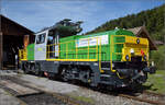 Die  trimodale  Aeam 841 von Mller Gleisbau ist eine Innovation, zumindest auf dem Kontinent. 

Hierzu wurden als Basis die nicht mehr ganz taufrische Am 841 der SBB von GEC Alsthom weiterverwendet und mit Stromzufhrung aus der Oberleitung und Batterie zustzlich zum Dieselmotor nachgerstet. Zwar gibt es lngst eine vierachsige Class 93 von Stadler mit einem hnlichen Konzept kuflich zu erwerben, aber fr 4 Millionen Pfund. Die Weiterverwendung der Diesellok-Basis drfte fr den weniger leistungsbetonten Dienst, etwa whrend des Gleisbaus, erhebliche wirtschaftliche Vorteile bieten, nicht nur der weitaus geringere Dieselverbrauch. Im Prinzip ist sie nun eine Zweikraftlok mit zwei Energiespeichern an Bord, daher drfte wohl Zweikrafthybridlok die am besten passende Bezeichnung sein, selbst wenn Trimode oder hnliche Wrter als Verkaufsargument wesentlich hipper und denglischer klingen.

Technische Daten Aeam 841

Baujahr 1996-97 
Umbau 2024-26
Spurweite 1435 mm
Achsanordnung Bo‘Bo‘
Gewicht 78,5 t
Lnge ber Puffer 14.160 mm
Fahrzeugbreite 2.900 mm
Fahrzeughhe 4.503 mm
Hchstgeschwindigkeit 100 km/h
Anfahrzugkraft 215 kN
Leistung 
 elektrisch 1500 kW
 Diesel 520 kW
 Batterie 300 kW
Stromsystem 15 kV 16.7 Hz
Batteriekapazitt 112 kW/h
Leistung am Rad 1.000 kW
Kleinster Radius 80 m
Zugsicherung ETCS L2 Baseline 3.6

In Bauma wurde Aeam 841 031 whrend des Jubilums 150 Jahre Tsstalbahn ausgestellt und konnte in bestem Licht bewundert werden. Ihre NVR-Nummer lautet 92 85 8 841 031-8 CH-MFAG. September 2025.