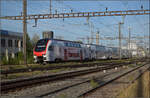 RABe 512 048 in Pratteln.