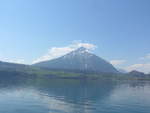 (215'944) - Der Niesen mit Thunersee am 8.