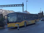 (223'028) - PostAuto Bern - BE 610'540 - Mercedes am 16. Dezember 2020 beim Bahnhof Leissigen