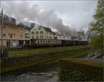 Vapeur Val-de-Travers: Train  Au fil de l'Areuse .