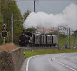 g-34-sbb-14/801798/ballenberg-dampfbahn-nach-innertkircheng-34-208 Ballenberg Dampfbahn nach Innertkirchen.

G 3/4 208 hat bei Derfli den Louwigraben im Tunnel unterquert. Oberried, Oktober 2019.