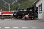 g-34-sbb-14/802123/ballenberg-dampfbahn-nach-innertkircheng-34-208 Ballenberg Dampfbahn nach Innertkirchen.

G 3/4 208 wird von Hand in Meiringen gedreht. Oktober 2019.