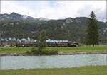 Ballenberg Dampfbahn nach Innertkirchen.

G 3/4 208 entlang der Aare durch das Haslital, Oktober 2019.