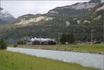 Ballenberg Dampfbahn nach Innertkirchen.

G 3/4 208 entlang der Aare durch das Haslital, Oktober 2019.