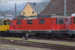 Das Gartenhag Re 4/4 II 11111 in Balsthal. Januar 2025.