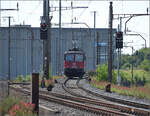 Re 4/4 II 11348 in Pratteln.