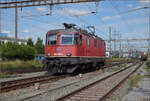 Re 4/4 II 11348 in Pratteln. August 2025.