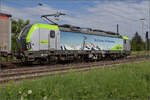 Re 475 415 in Weinheim. Juli 2024.