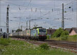 Re 475 415 in Weinheim. Juli 2024.