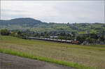 Re 6/6 11631 'Dulliken' mit Kesselwagen auf dem Weg, den unersättlichen Schweizer Energiedurst zu stillen.