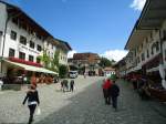 (146'511) - Im Stdtchen Gruyres am 26.