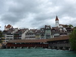 (171'531) - Altstadt mit Aare, Brcke, Schloss und Stadtkirche am 30.
