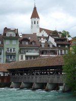 (171'532) - Altstadt mit Aare, Brcke und Stadtkirche am 30.