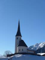 (167'642) - Die Kirche in Tenna am 5.